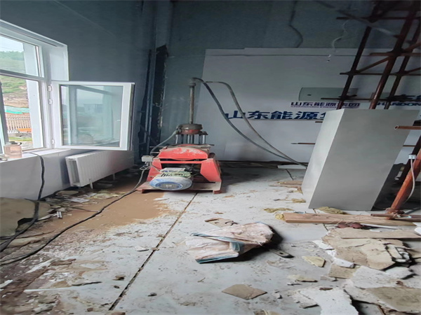 樟木头镇地基基础下沉墙体裂缝加固注浆顶升施工